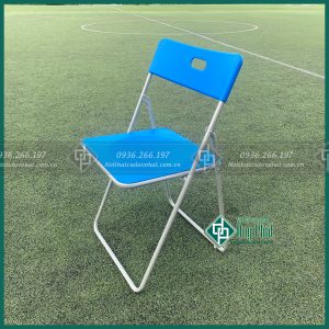 Thanh lý ghế gấp lưng nhựa 2 mảnh chân sắt sơn hàng trường phát mới 100%