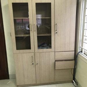 thanh lý 1 tủ 3 cánh hoà phát mới 90%