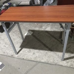 Thanh lý bàn chân sắt gấp 45x90cm mới 98%