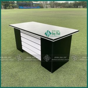 Thanh lý bàn giám đốc 80x1m6 màu đen gỗ MDF mới 99% (BGD1600)